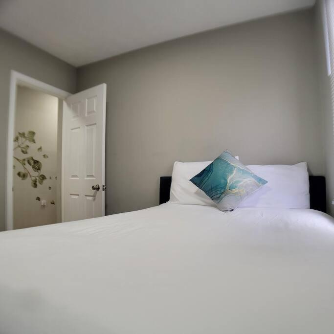 Вилла 2 Bd 2 Bath - 5 Min To Downtown Индианаполис Экстерьер фото