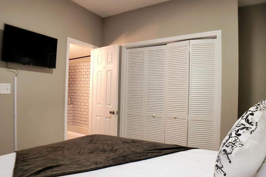 Вилла 2 Bd 2 Bath - 5 Min To Downtown Индианаполис Экстерьер фото